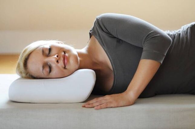 Sleep on an orthopedic pillow as a cervical osteochondrosis prevention